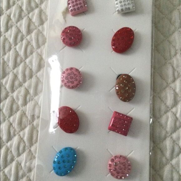 NWT shoe gibbets, charms w rhinestones - Picture 3 of 10